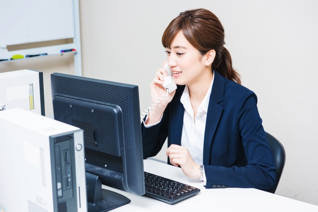 女性オペレーター